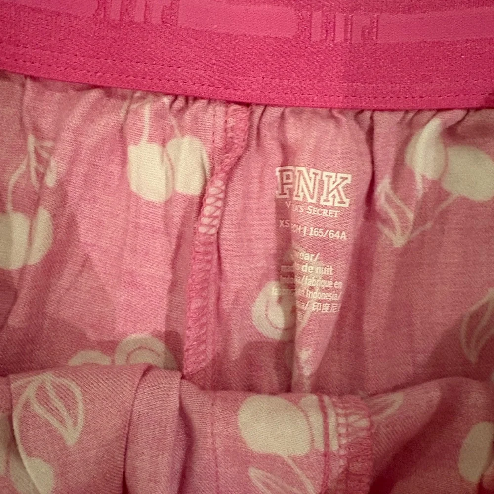 PINK Victoria's Secret Cherry Print Shorts - Picture 3 of 3